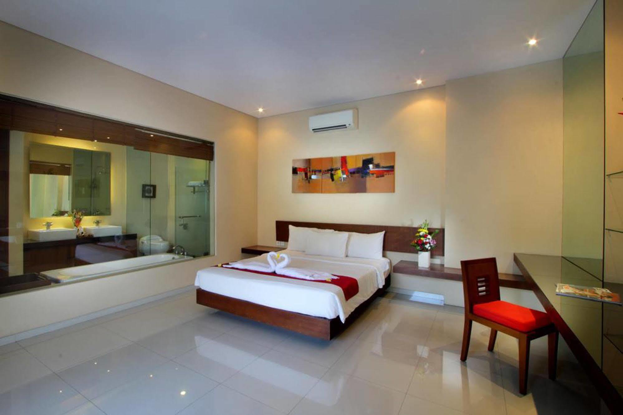 Oval Villa Bali Seminyak Esterno foto