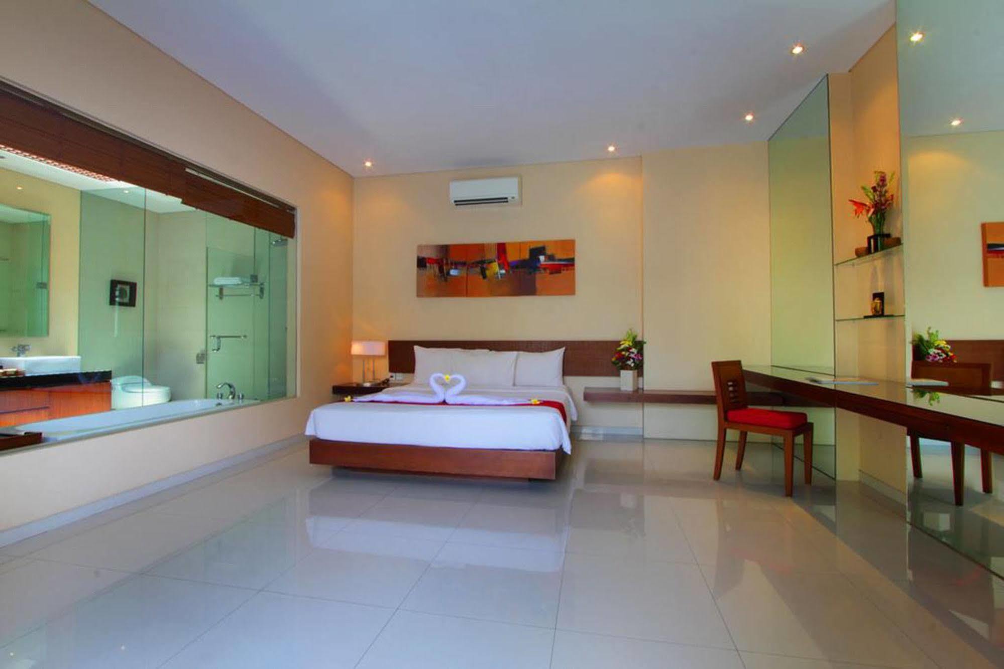 Oval Villa Bali Seminyak Esterno foto