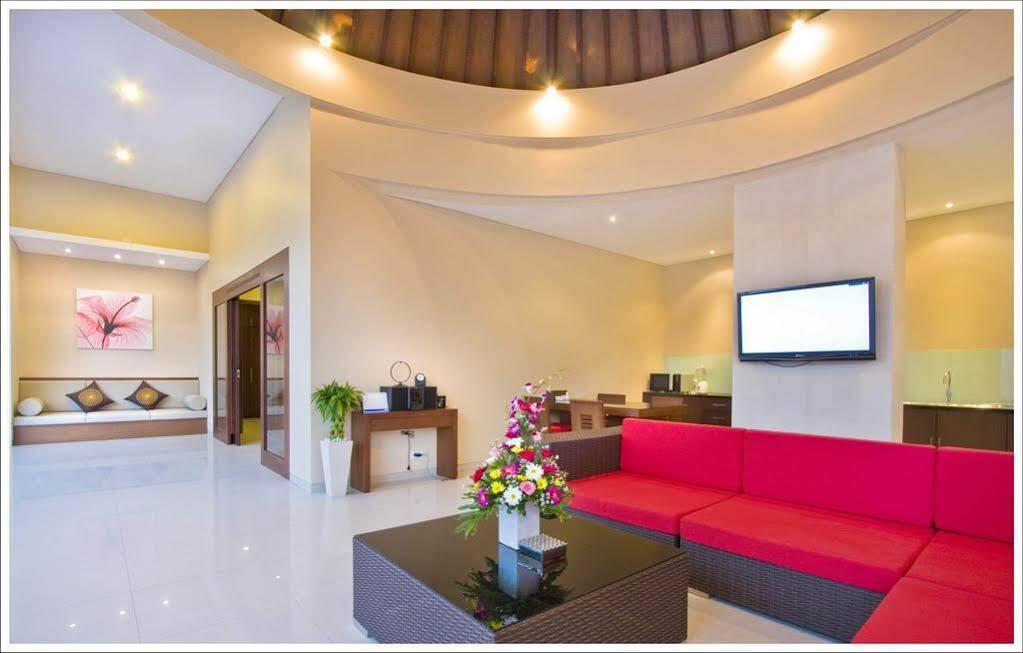 Oval Villa Bali Seminyak Esterno foto